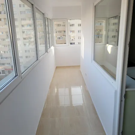 Ema's Spacious Studio Morarilor Bucharest